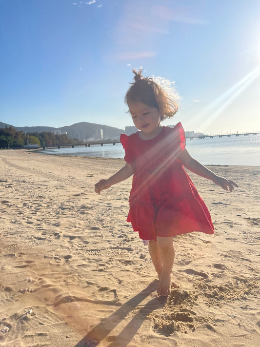 女童连衣裙2025夏季新款无袖公主裙女宝宝红色洋气